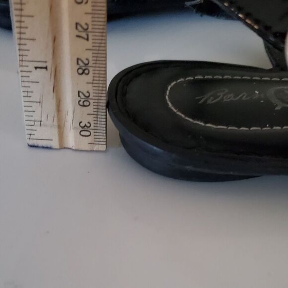 Born Crown Women's Sandals Size 8 Black Patent Leather Ankle Strap Flats - Picture 5 of 5